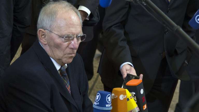 Σόιμπλε: Δεν υπάρχει δόση για την Ελλάδα χωρίς το ΔΝΤ