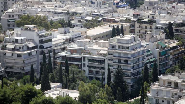 Μόνο τα αναγκαία για τη διαβίωση θα εξαιρούνται από τις κατασχέσεις