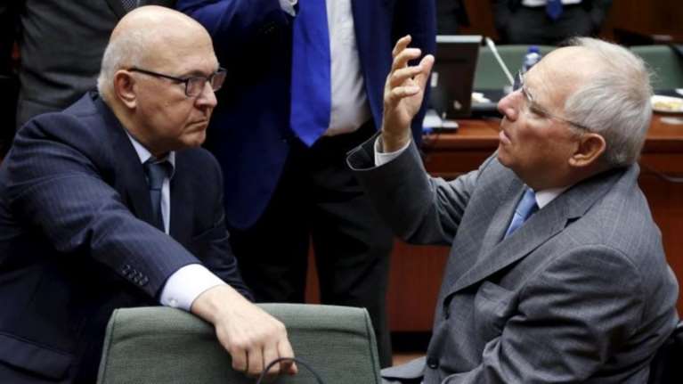 «Χρησμός» από Σόιμπλε για τη στήριξη των μέτρων και από την ΝΔ