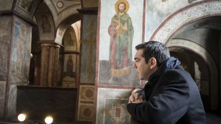 Ο Τσίπρας τώρα παίζει το χαρτί της «Αριστεράς του Κυρίου»