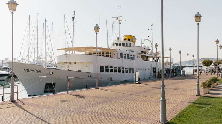 Tο Πλωτό Μουσείο Νεράιδα στην Μαρίνα Φλοίσβου