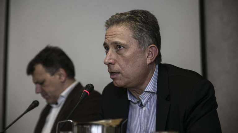 Χρυσόγονος: Αν δεν κλείσει η αξιολόγηση, τα πράγματα θα γίνουν πολύ άσχημα