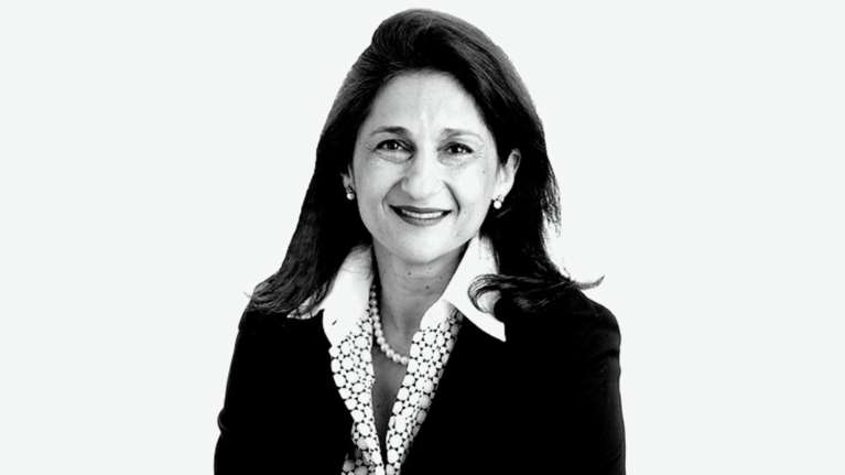 Αποκαθιστώντας τους ειδικούς