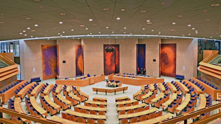 Χάκερ χτύπησαν τον ιστότοπο του Ολλανδικού κοινοβουλίου