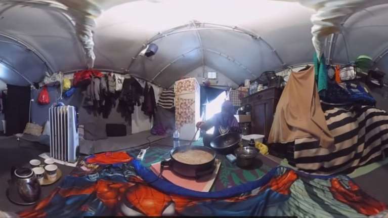 «Εγκλωβισμένοι στη Χίο»: Ένα συγκλονιστικό βίντεο για το προσφυγικό