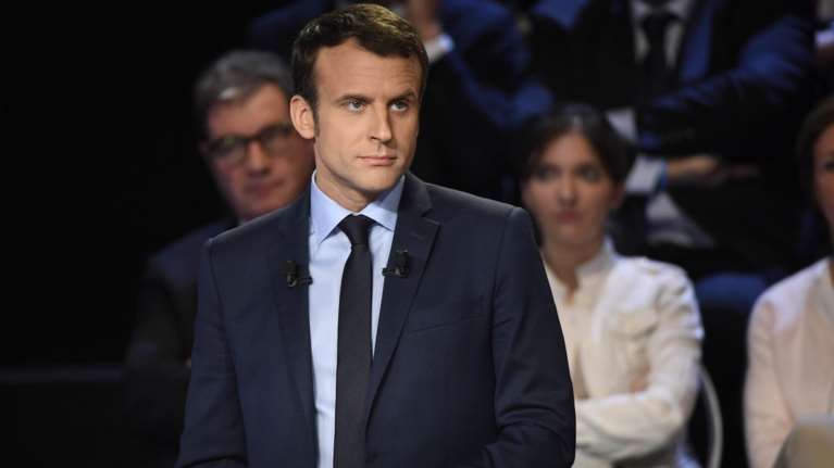 Γαλλία: Εμανουέλ Μακρόν για πρόεδρο δείχνουν δυο δημοσκοπήσεις