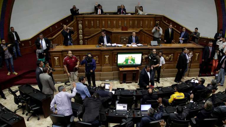 Δικαστικό πραξικόπημα στη Βενεζουέλα, διαλύθηκε η βουλή