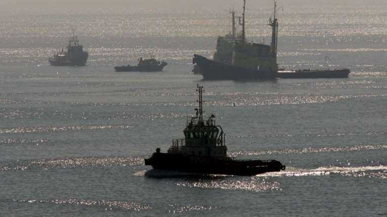 Ακυβέρνητο φορτηγό πλοίο έξω από την Άνδρο