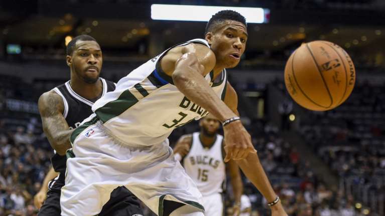 «Παίκτης του Μήνα» ο Γιάννης Αντετοκούνμπο στο ΝΒΑ!