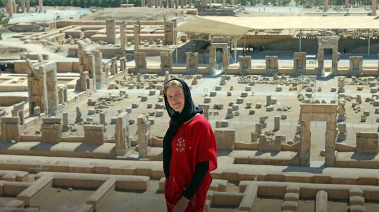 Τα κατάφερε μόνη της: Λονδίνο - Τεχεράνη με ένα ποδήλατο