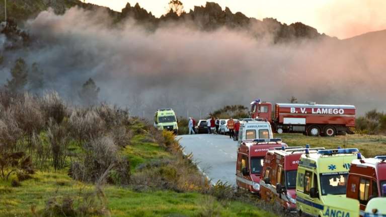 Εξι νεκροί από εκρήξεις σε εργοστάσιο πυροτεχνημάτων στην Πορτογαλία