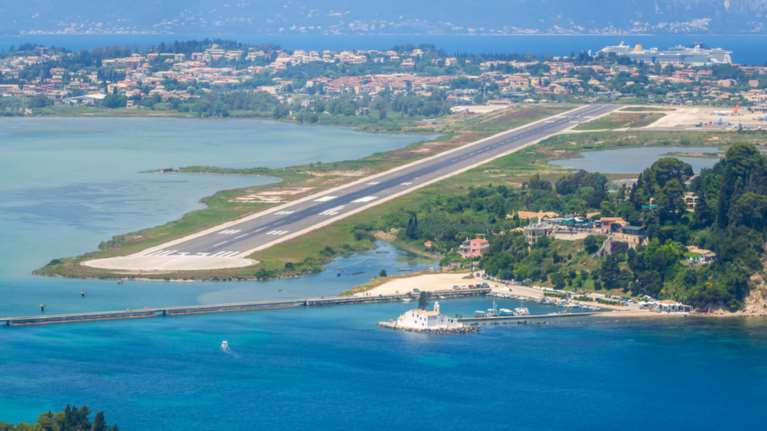 Σήμερα η επίσημη παράδοση των 14 αεροδρομίων στη Fraport