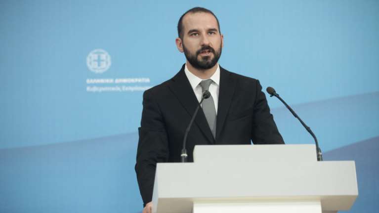 Αλλαγή ρητορικής από Τζανακόπουλο για χρέος και μέτρα