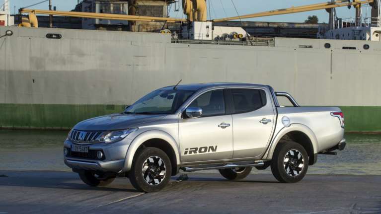 Mitsubishi L200 Iron: Ο «Iron Man» των αγροτικών σε νέες περιπέτειες