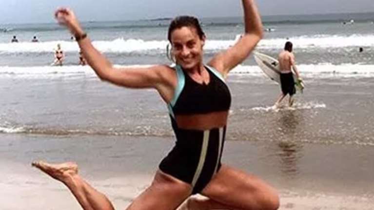 Survivor: H Ελεονώρα Μελέτη στην παραλία με την Ειρήνη και τον Πάνο [φωτο]