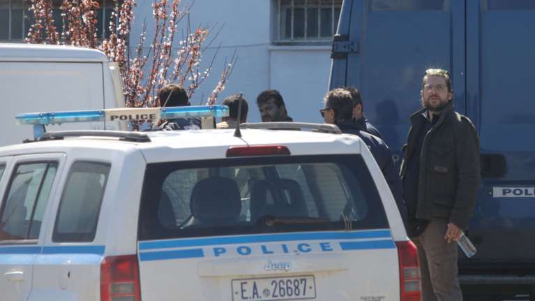 Στη φυλακή πατέρας και γιος για το φονικό στα Ανώγεια (ΦΩΤΟ)