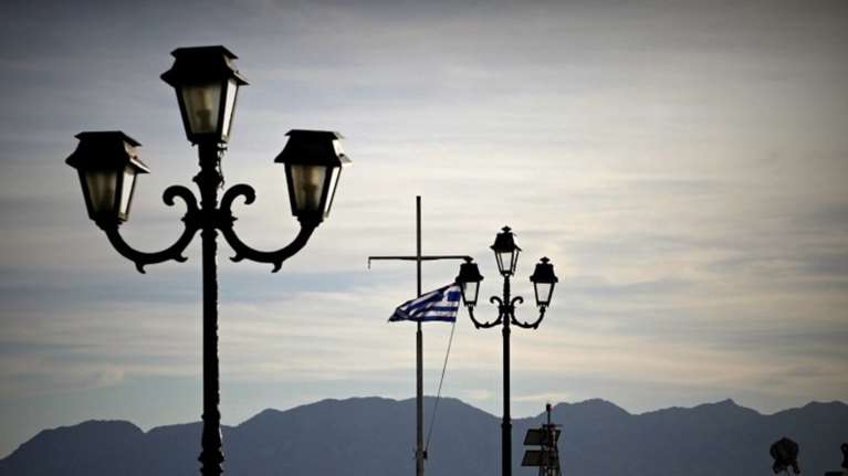 Καιρός: Ηλιοφάνεια, ζέστη και τοπικές καταιγίδες