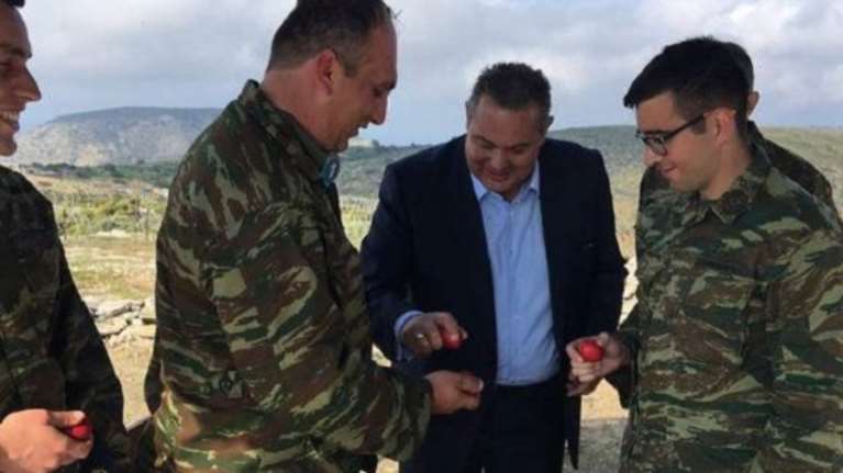 Η «δίκαιη» ήττα του Πάνου Καμένου στο Αγαθονήσι  - φωτό -