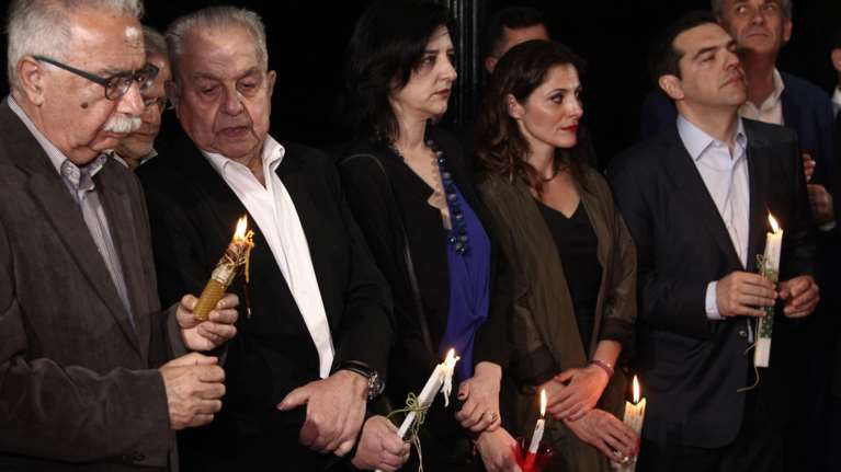 «Ατακτη» υποχώρηση μπροστά στο Αγ.Φως για βουλευτή του ΣΥΡΙΖΑ