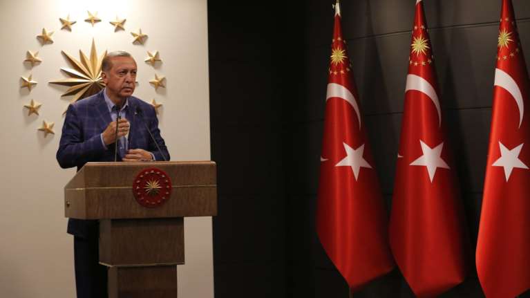 Ερντογάν: Οι σύμμαχοί μας να σεβαστούν τις αποφάσεις του έθνους