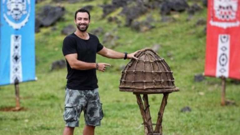 Υπάρχει στο Survivor ...ΠΑΣΟΚ; Το μυστικό του Τανιμανίδη