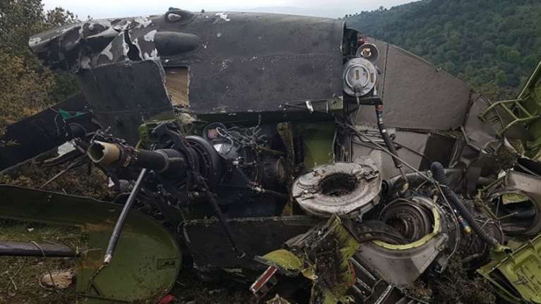 Τα κυριότερα σενάρια για τη συντριβή του ελικοπτέρου