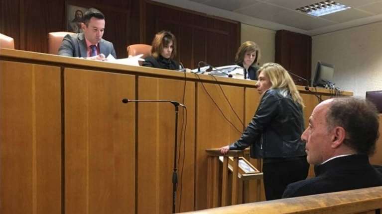 Καταδικάστηκαν για την επίθεση με αβγά στον Α. Αλαβάνο