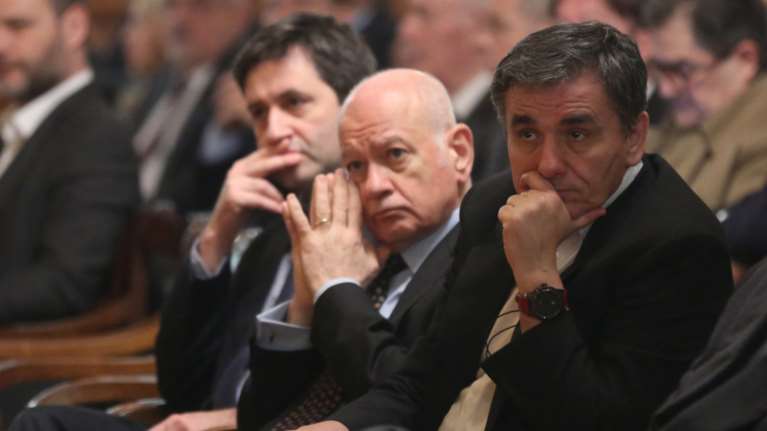 Μαραθώνιος επαφών του οικονομικού επιτελείου στην Ουάσινγκτον