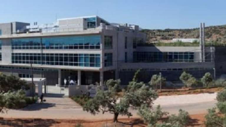 Οι ληστές χρηματοκιβωτίων χτύπησαν και την Apivita