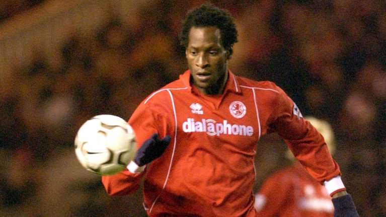 Πέθανε o 44χρονος Βρετανός ποδοσφαιριστής Ούγκο Εχιόγκου