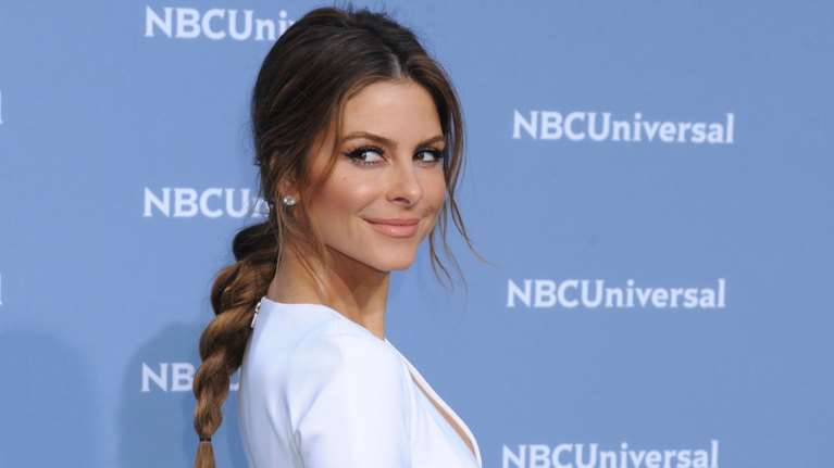 Η Μαρία Μενούνος χωρίς ρούχα και ταμπού στο κρεβάτι