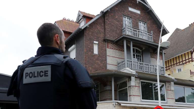 Εκκενώθηκε εκλογικό τμήμα στη Γαλλία - βρέθηκε ύποπτο όχημα