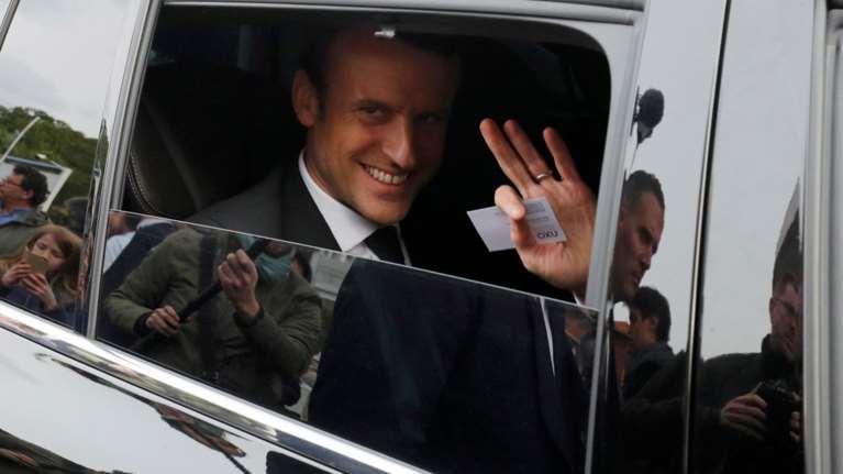 Εμανουέλ Μακρόν: Ο τραπεζίτης που απέχει μια ανάσα από το Ελιζέ