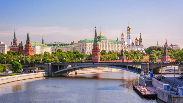 Κρεμλίνο: Σεβόμαστε το αποτέλεσμα των γαλλικών εκλογών!