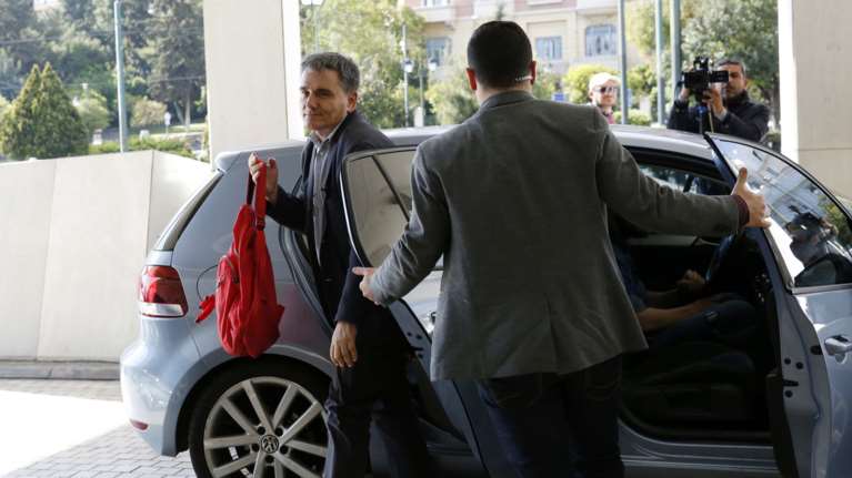 Τι είπαν για υπερταμείο και Ελληνικό Θεσμοί και Τσακαλώτος