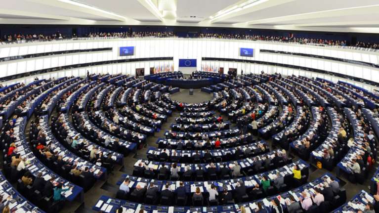 Συζήτηση στο Ευρωκοινοβούλιο με Ντάισελμπλουμ για την Ελλάδα