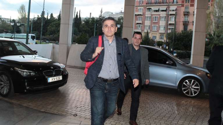 Συμφωνία την Κυριακή ή... την Τετάρτη «βλέπει» η κυβέρνηση