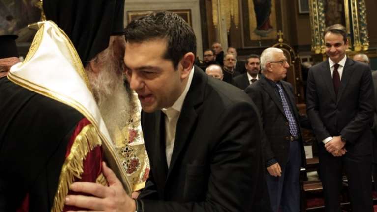 Κοινή γραμμή Αρχιεπισκοπής και Μαξίμου απέναντι στον Σκουρλέτη