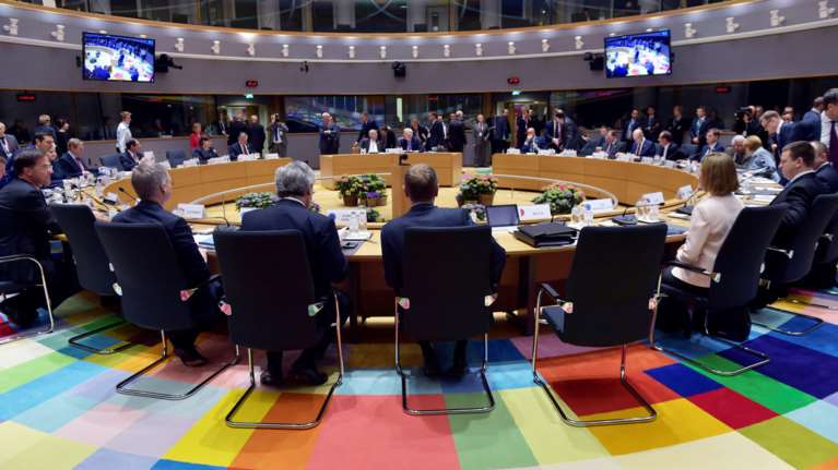 Συμφώνησαν οι «27» στην κοινή γραμμή της διαπραγμάτευσης για το Brexit