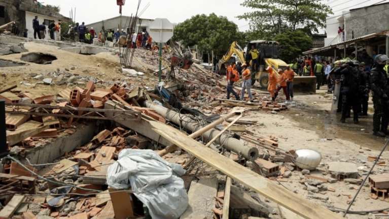 Κολομβία: 17 νεκροί και 23 τραυματίες από κατάρρευση κτιρίου