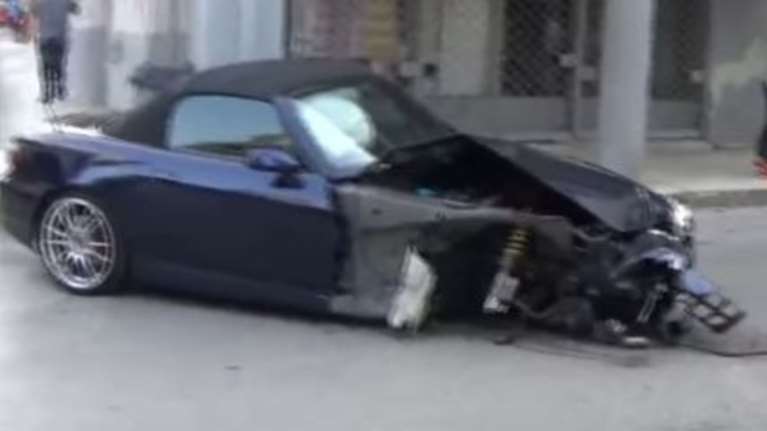 Τρομακτικό τροχαίο στο κέντρο της Πάτρας -vid