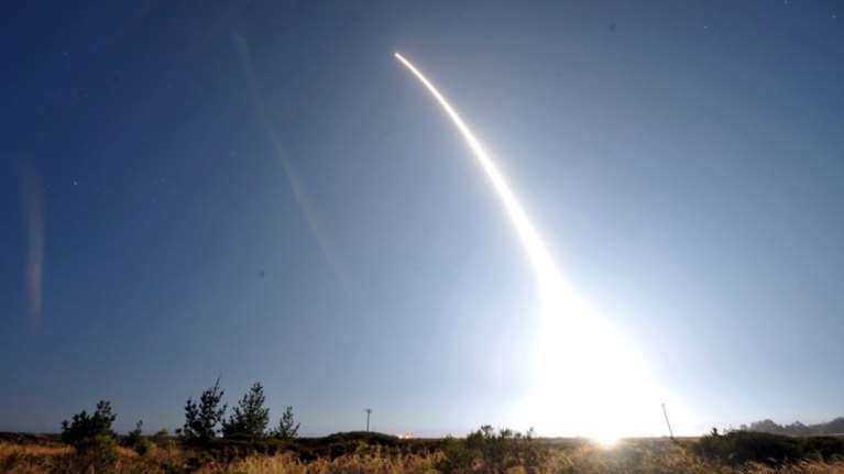 ΗΠΑ: Δοκιμή πυραύλου που μπορεί να πλήξει με πυρηνικά τη Βόρεια Κορέα