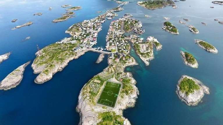 Γήπεδο σαν παραμύθι: Το γήπεδο με την καλύτερη θέα στον κόσμο (pic+vid)