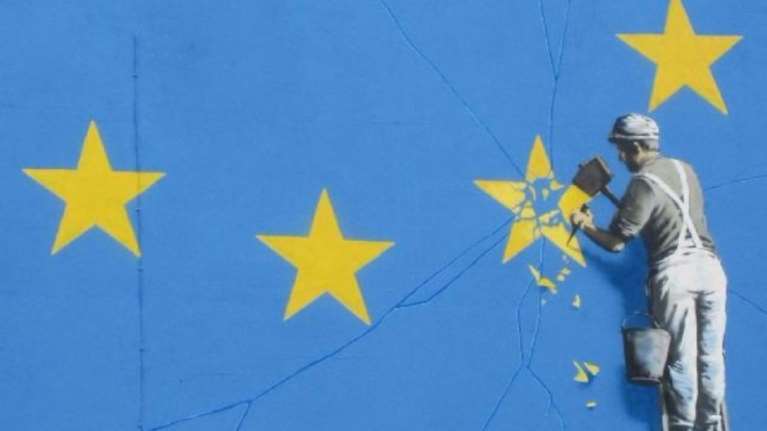 Ο Μπάνκσι σχολιάζει με τον καυστικό του τρόπο το Brexit