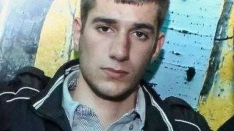 Βαγγέλης Γιακουμάκης: Η μητέρα του λύνει τη σιωπή της για πρώτη φορά