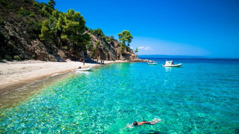 Δεύτερη χώρα παγκοσμίως η Ελλάδα σε Γαλάζιες Σημαίες