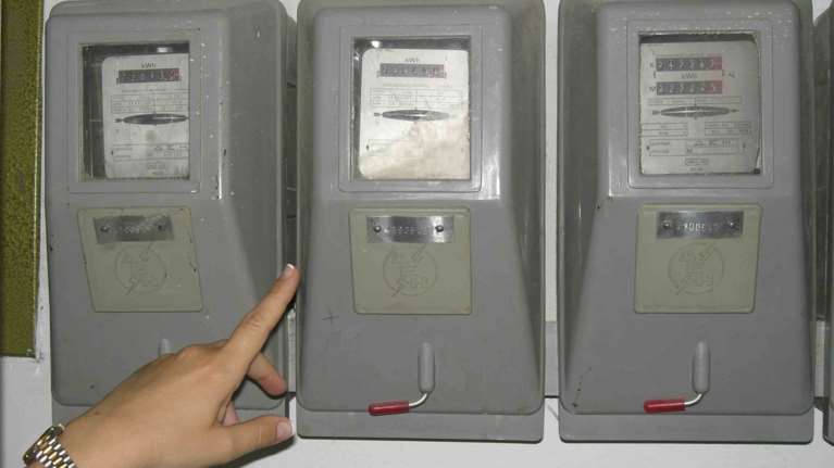 70χρονος στην Ξάνθη έκλεβε επί πέντε χρόνια ρεύμα από τη ΔΕΗ!