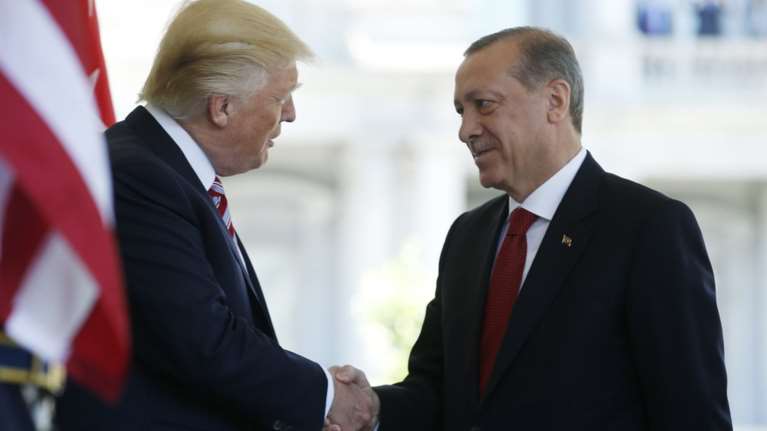 Ο Τραμπ και οι μπίζνες με τον Ερντογάν για τους εξοπλισμούς