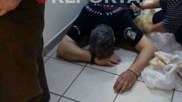 Δικηγόρος χτύπησε μέχρι λιποθυμίας αστυνομικό στα δικαστήρια - φωτο -