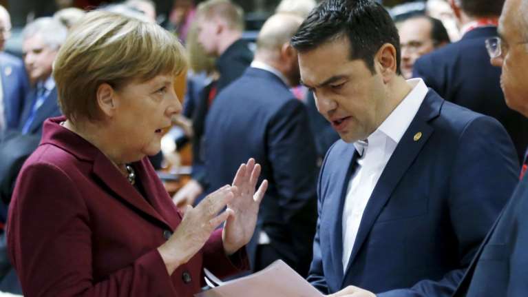 Το Βερολίνο «αδειάζει» το Μαξίμου για το τι είπαν Μέρκελ-Τσίπρας